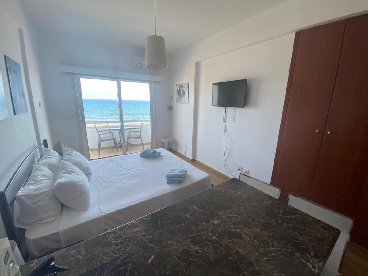 Alex Beach Apartment 33 Larnaca Exterior photo